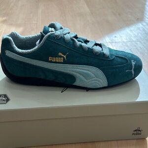 Puma Kids Sneakers in Teal and Gold